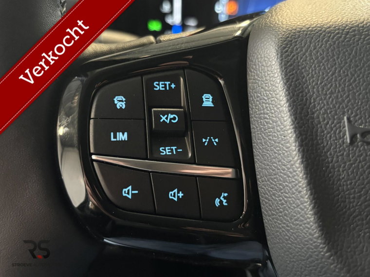 Vehicle Image 35