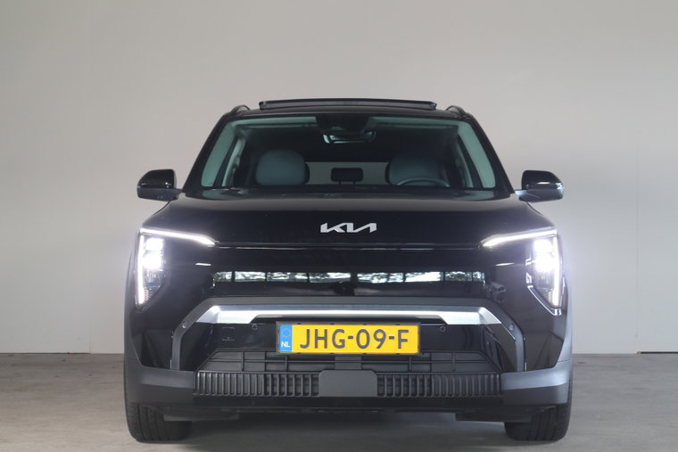Vehicle Image 41