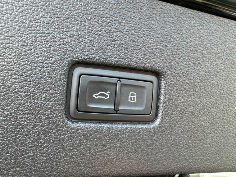 Vehicle Image 49