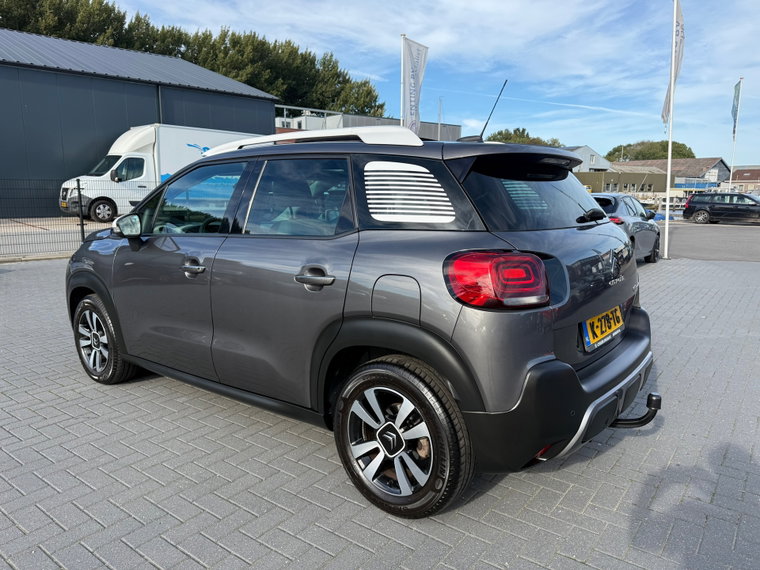 Vehicle Image 38