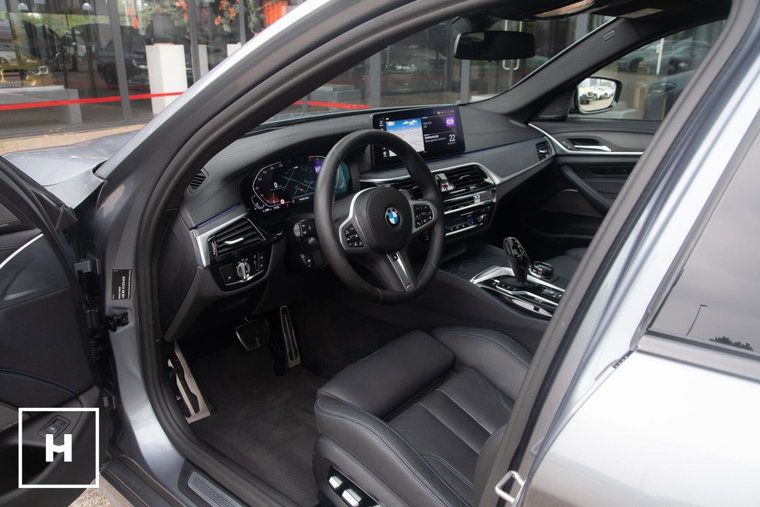 Vehicle Image 19