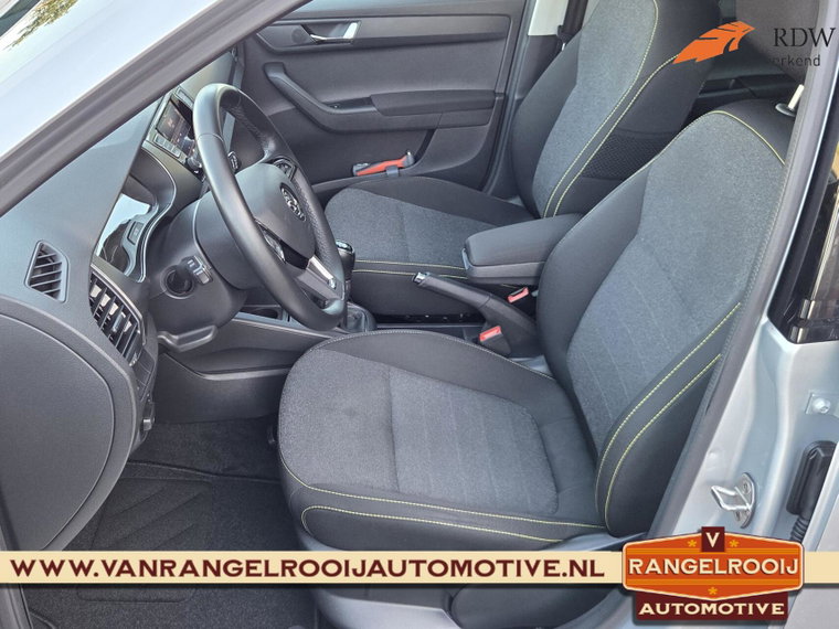 Vehicle Image 26