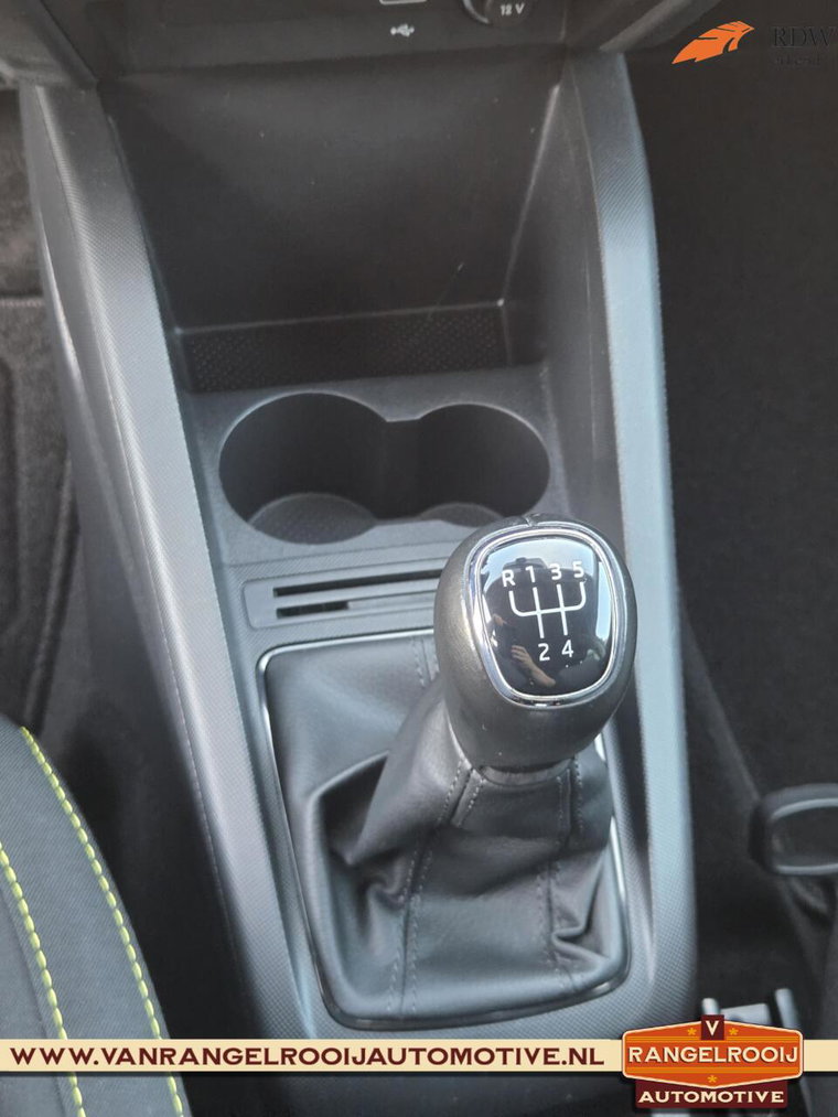 Vehicle Image 36