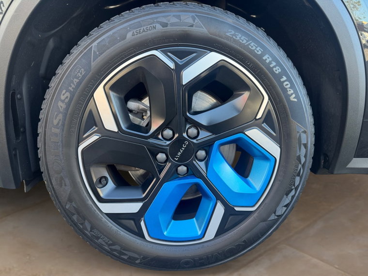 Vehicle Image 17
