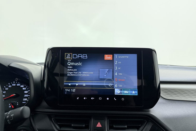Vehicle Image 25