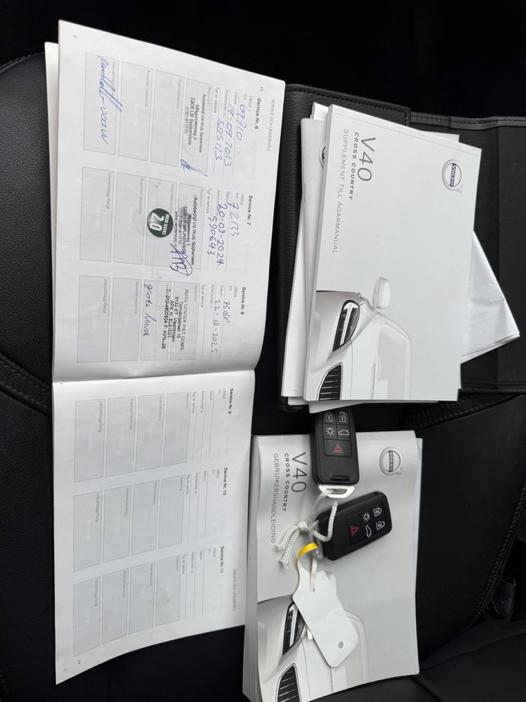 Vehicle Image 40