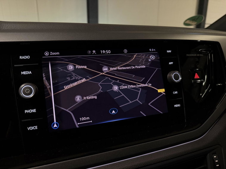 Vehicle Image 35