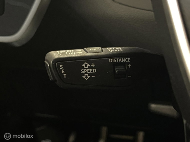 Vehicle Image 29