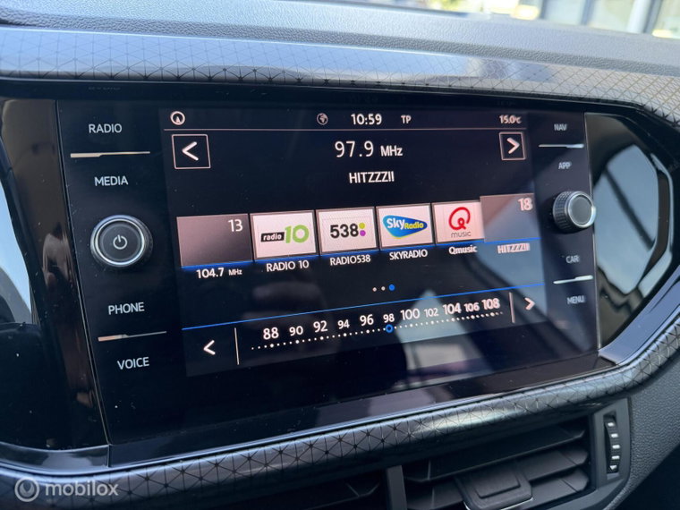 Vehicle Image 27