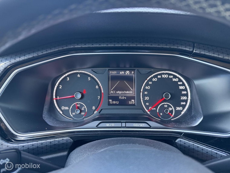 Vehicle Image 40