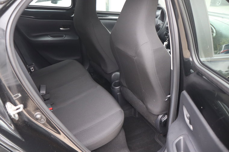 Vehicle Image 20