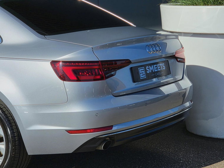 Vehicle Image 16