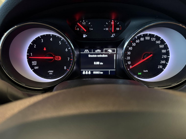 Vehicle Image 33