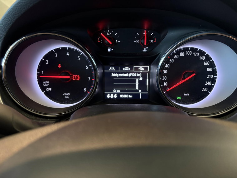 Vehicle Image 37