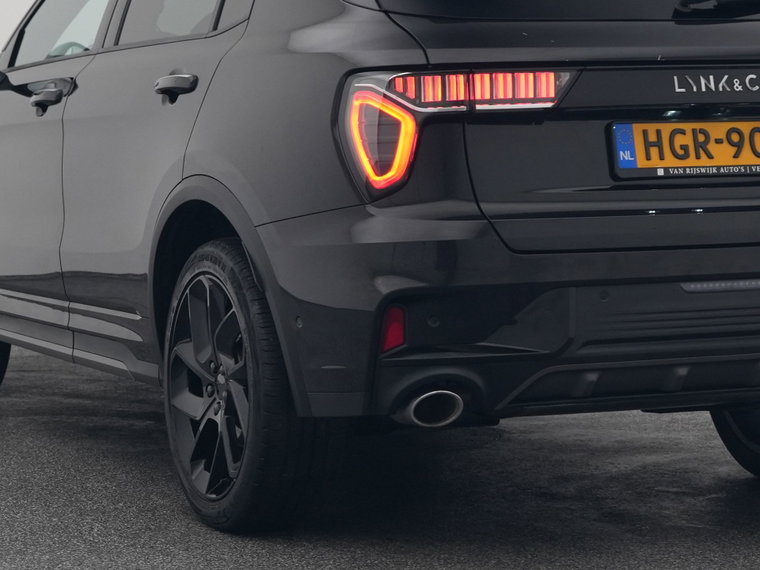 Vehicle Image 18