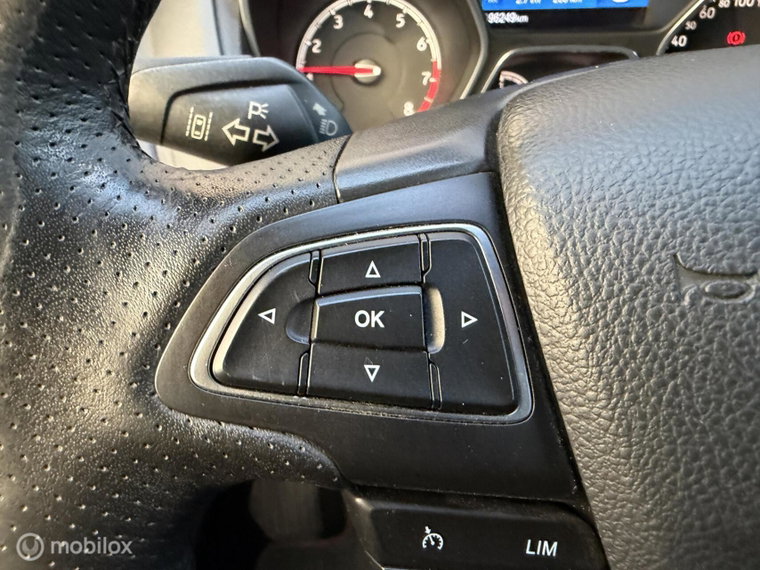 Vehicle Image 39
