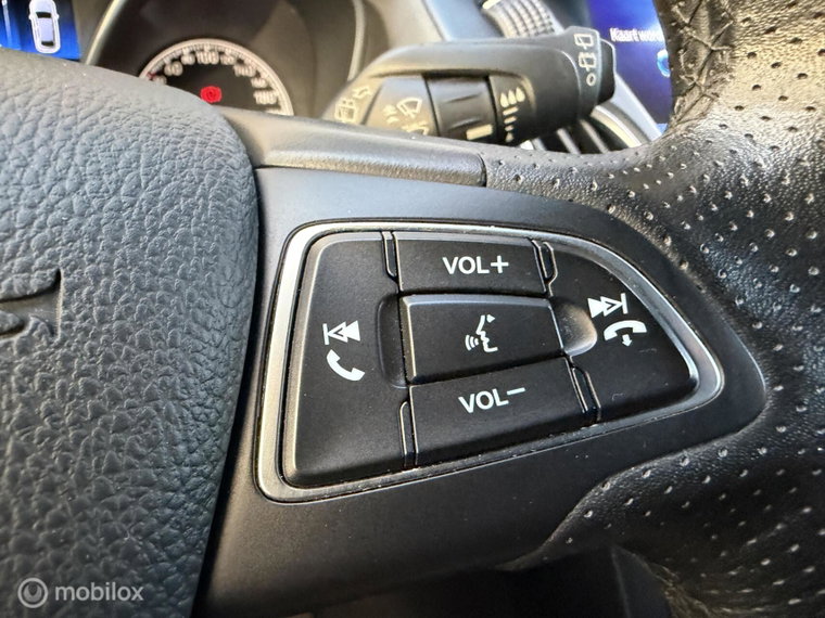 Vehicle Image 40