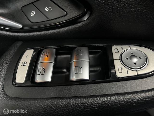 Vehicle Image 52