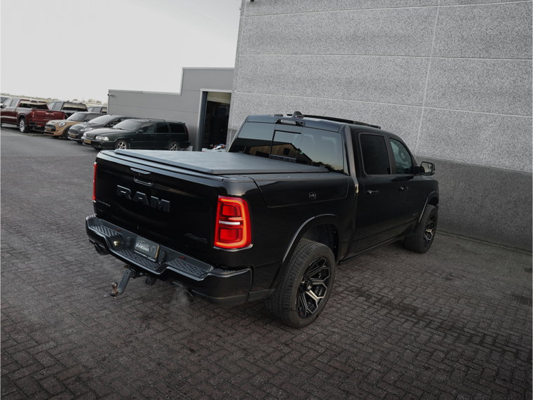 Vehicle Image 34