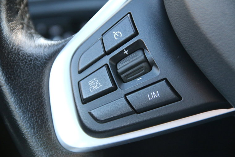 Vehicle Image 17