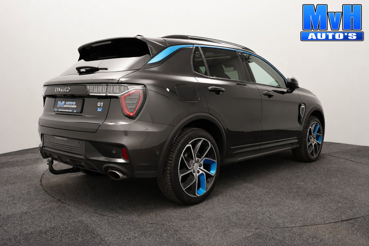 Vehicle Image 21