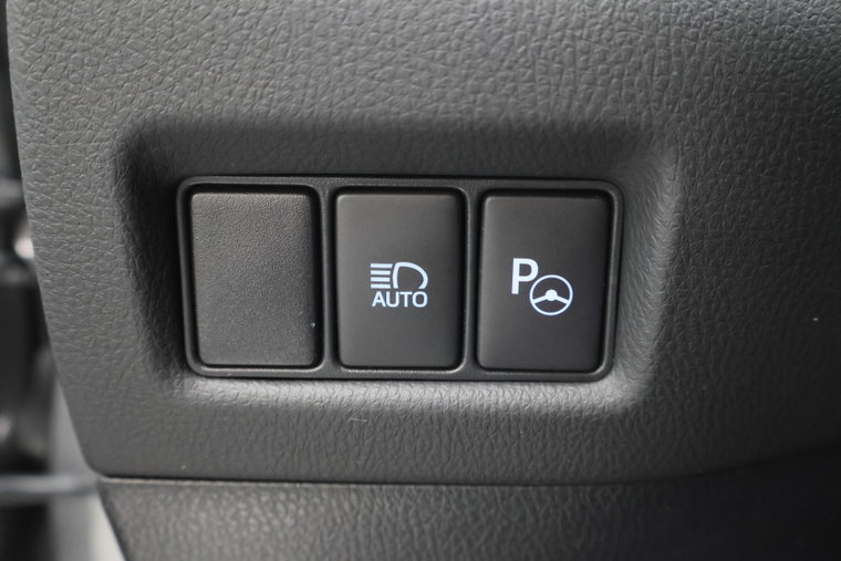 Vehicle Image 36