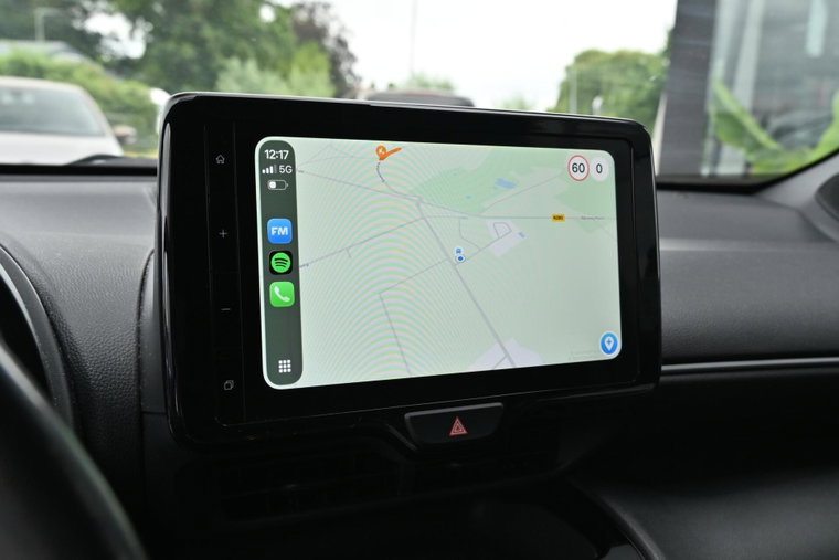 Vehicle Image 12