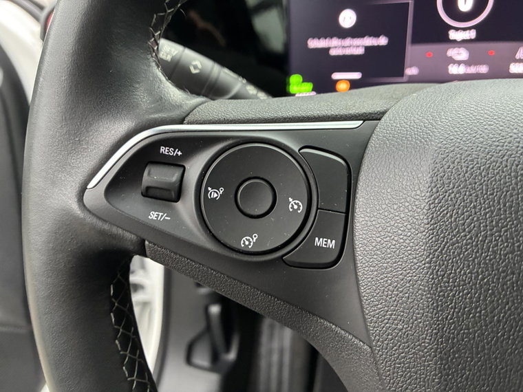 Vehicle Image 29