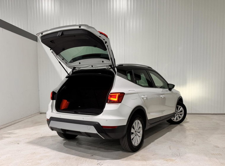 Vehicle Image 15