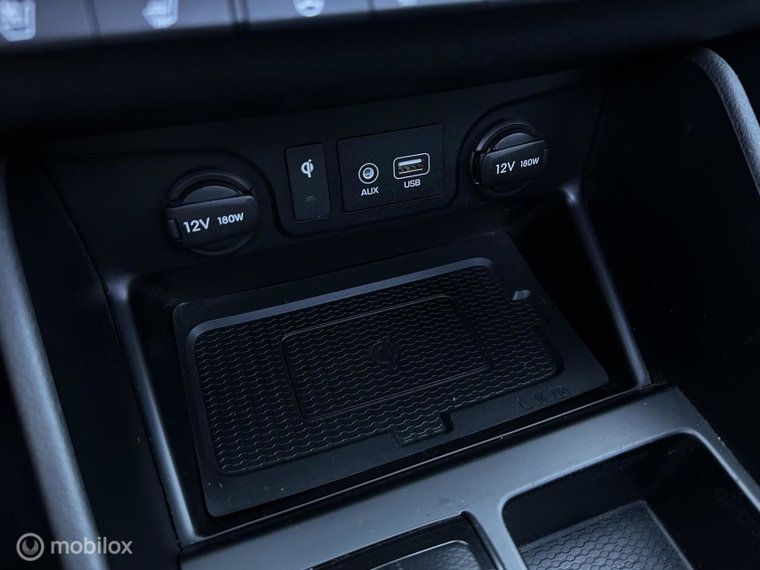 Vehicle Image 32