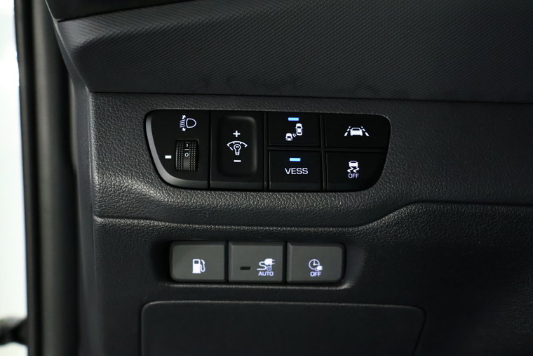 Vehicle Image 24
