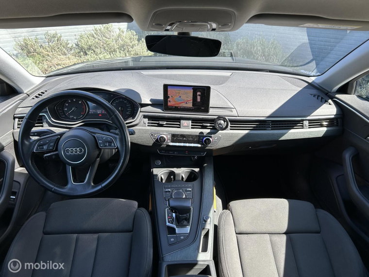 Vehicle Image 19