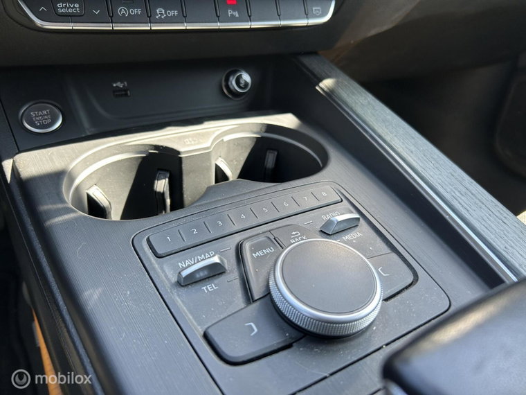 Vehicle Image 24