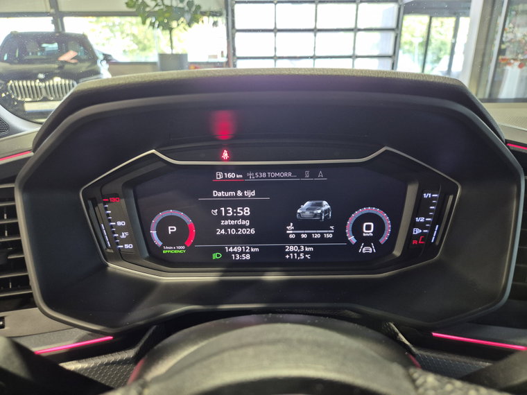 Vehicle Image 37