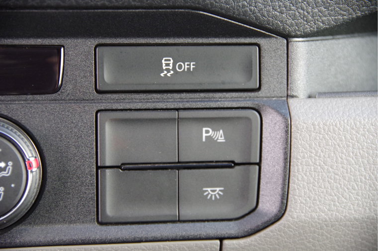 Vehicle Image 24