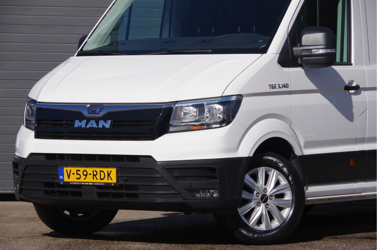 Vehicle Image 26