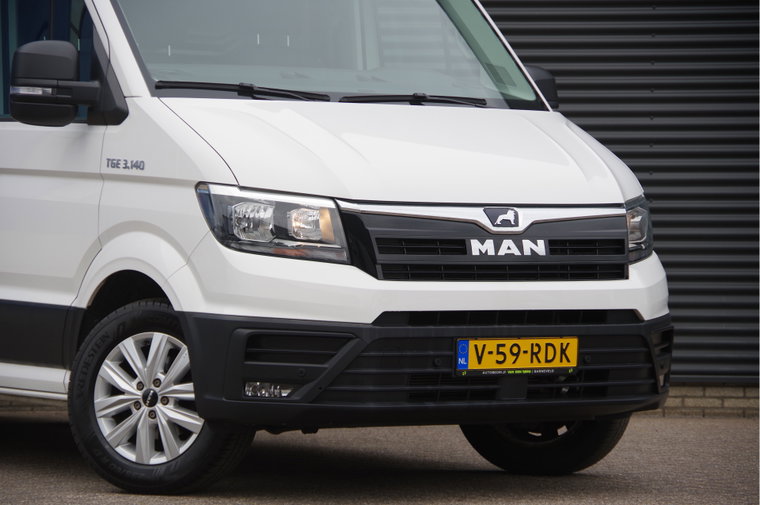 Vehicle Image 38