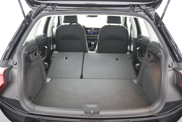 Vehicle Image 37