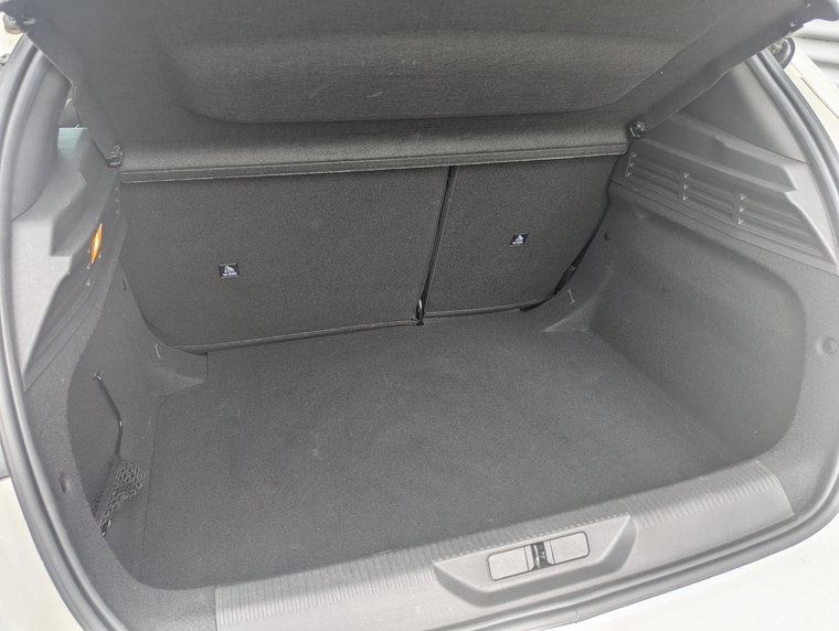 Vehicle Image 28
