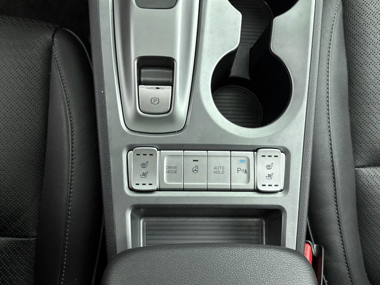 Vehicle Image 33