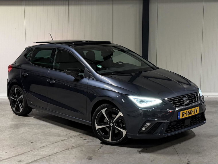 Vehicle Image 6
