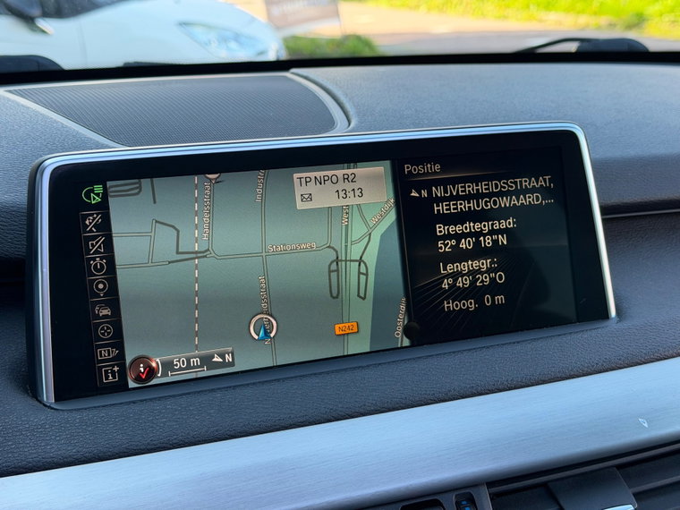 Vehicle Image 27