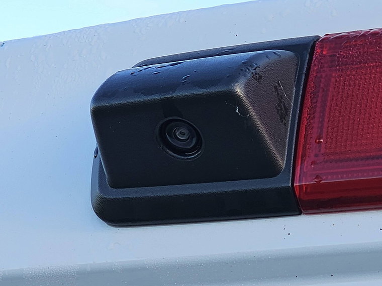 Vehicle Image 17