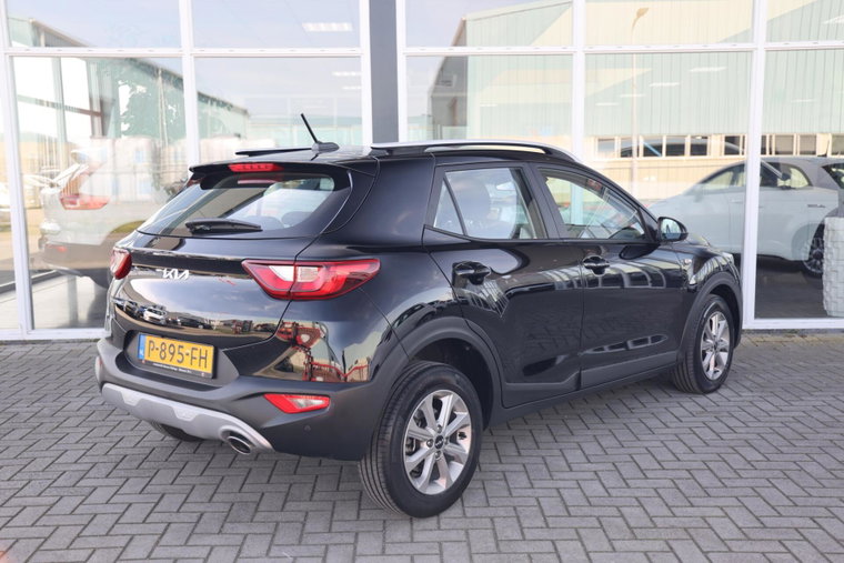 Vehicle Image 19