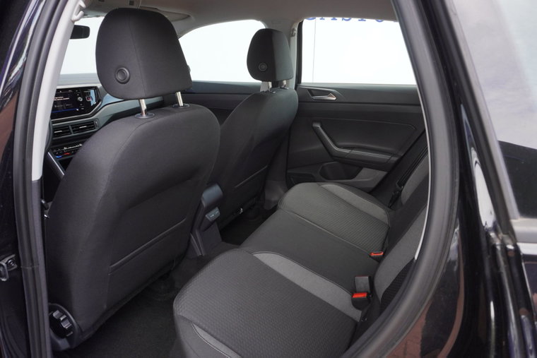 Vehicle Image 31