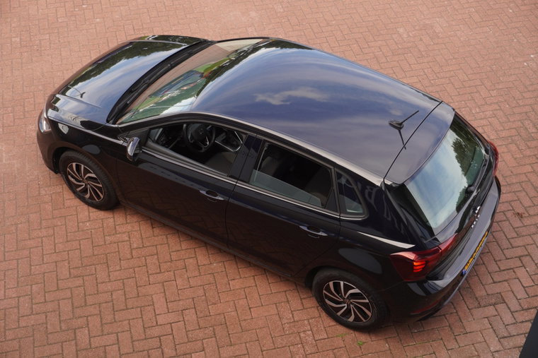 Vehicle Image 8
