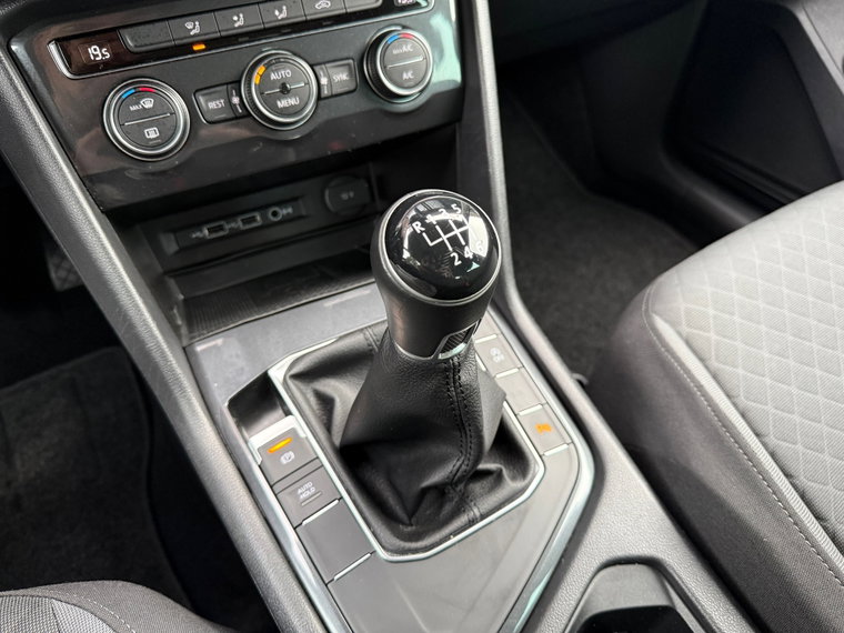 Vehicle Image 39