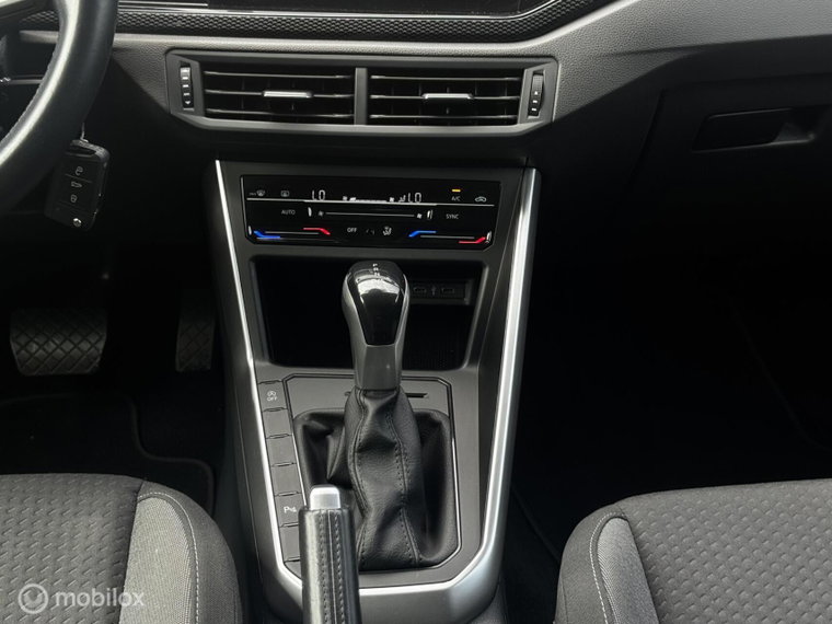 Vehicle Image 34