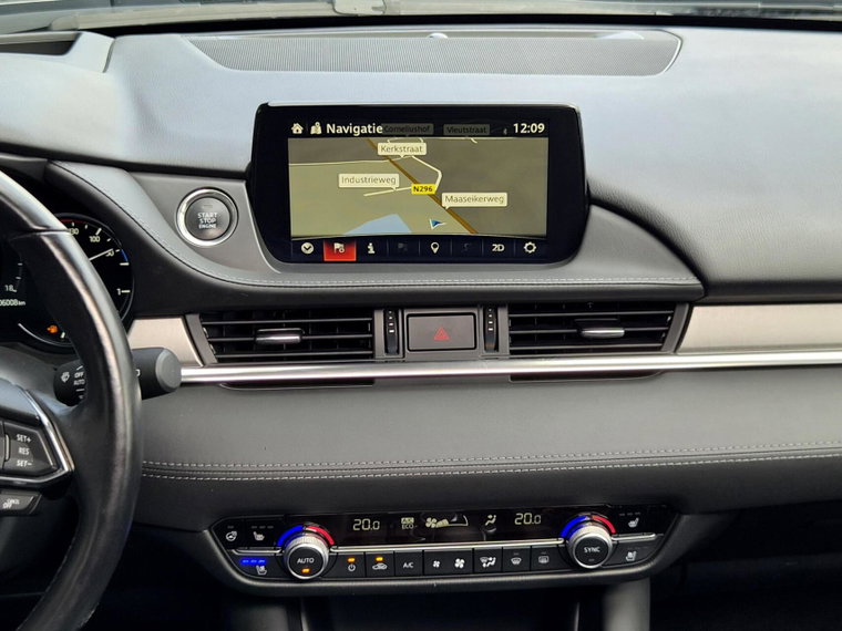 Vehicle Image 35