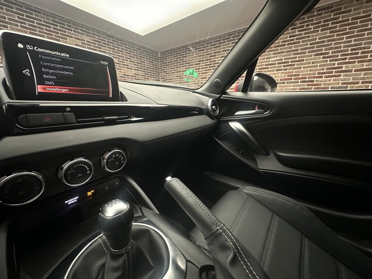 Vehicle Image 35